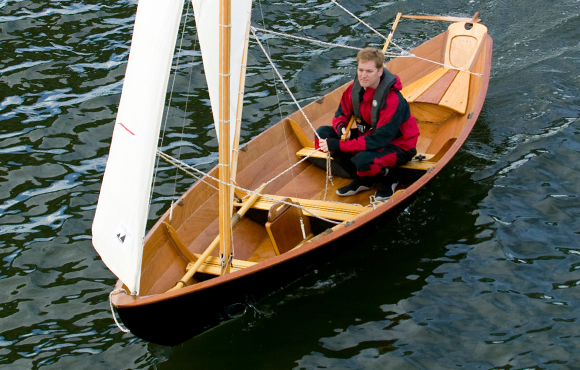 https://www.clcboats.com/images/photos/boats/dory/2014/northeasterdory_leadphoto.jpg
