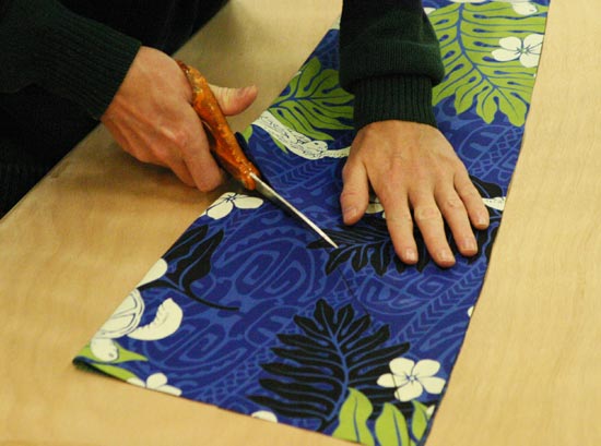 Cutting patterns in fabric